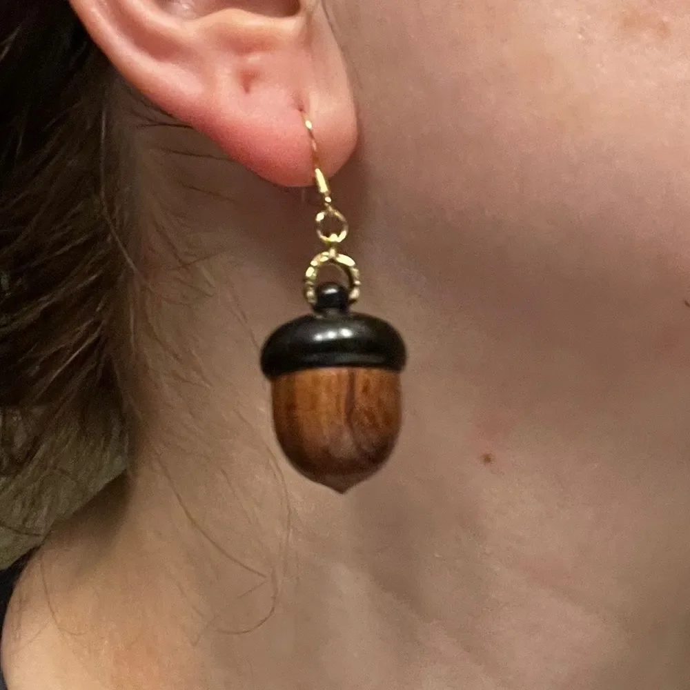 Creative Acorn-Shaped wood Earrings That Open Up - Picture 6 of 12